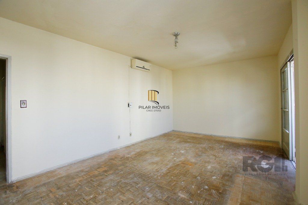 Vendo excelente cobertura com vista cinematografia, no Bairro Floresta.