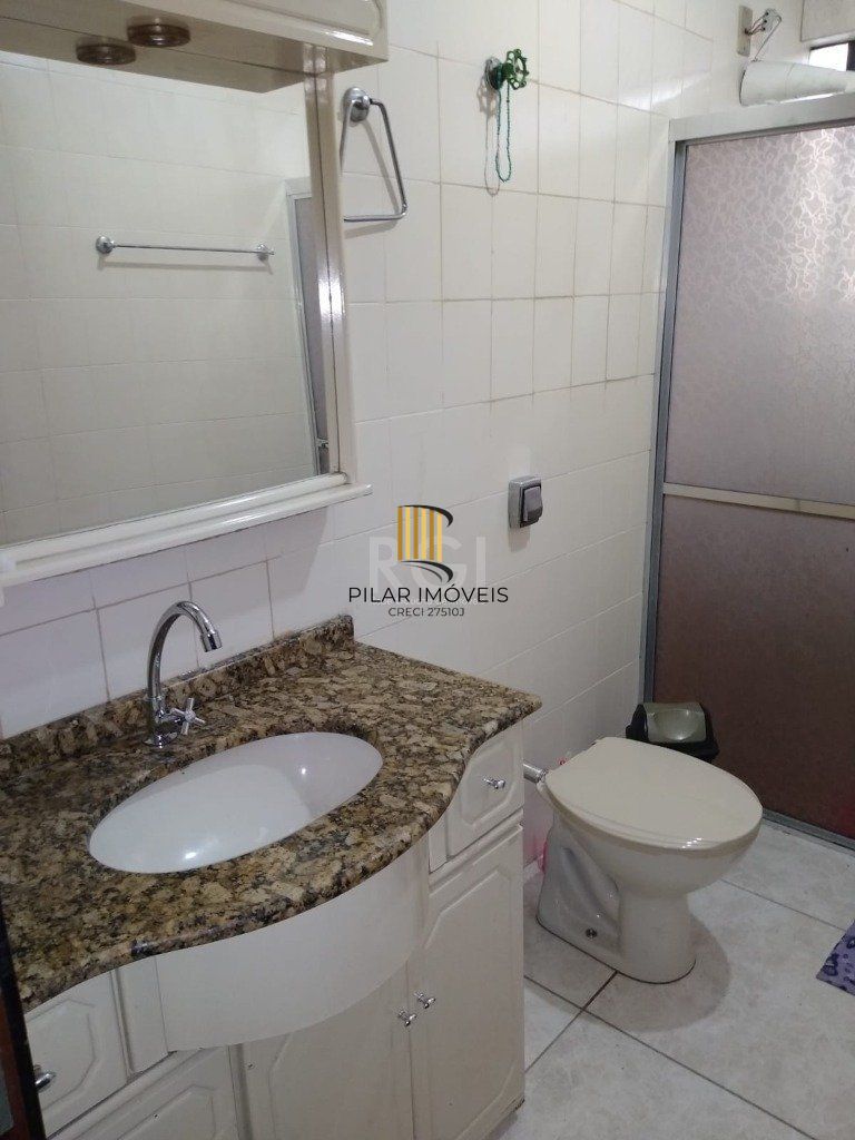 Casa para Venda - 265m², 5 dormitórios, sendo 2 suites, Floresta