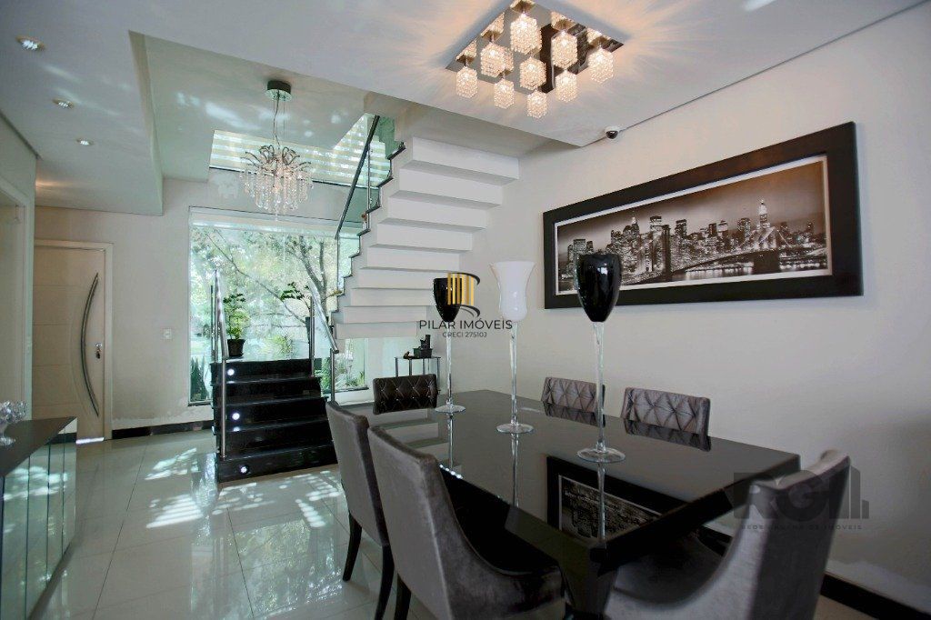 Casa 3 dormitórios no bairro Sarandi