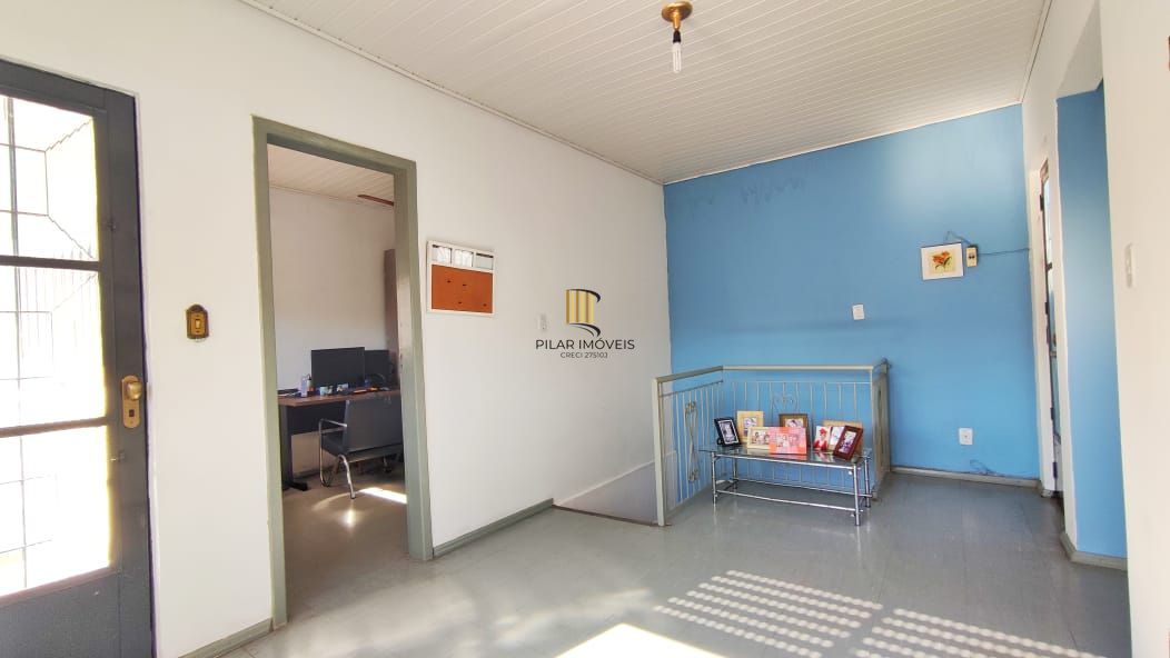 Casa com 170m², 3 dorm. no bairro Jardim Itu Sabará em Porto Alegre