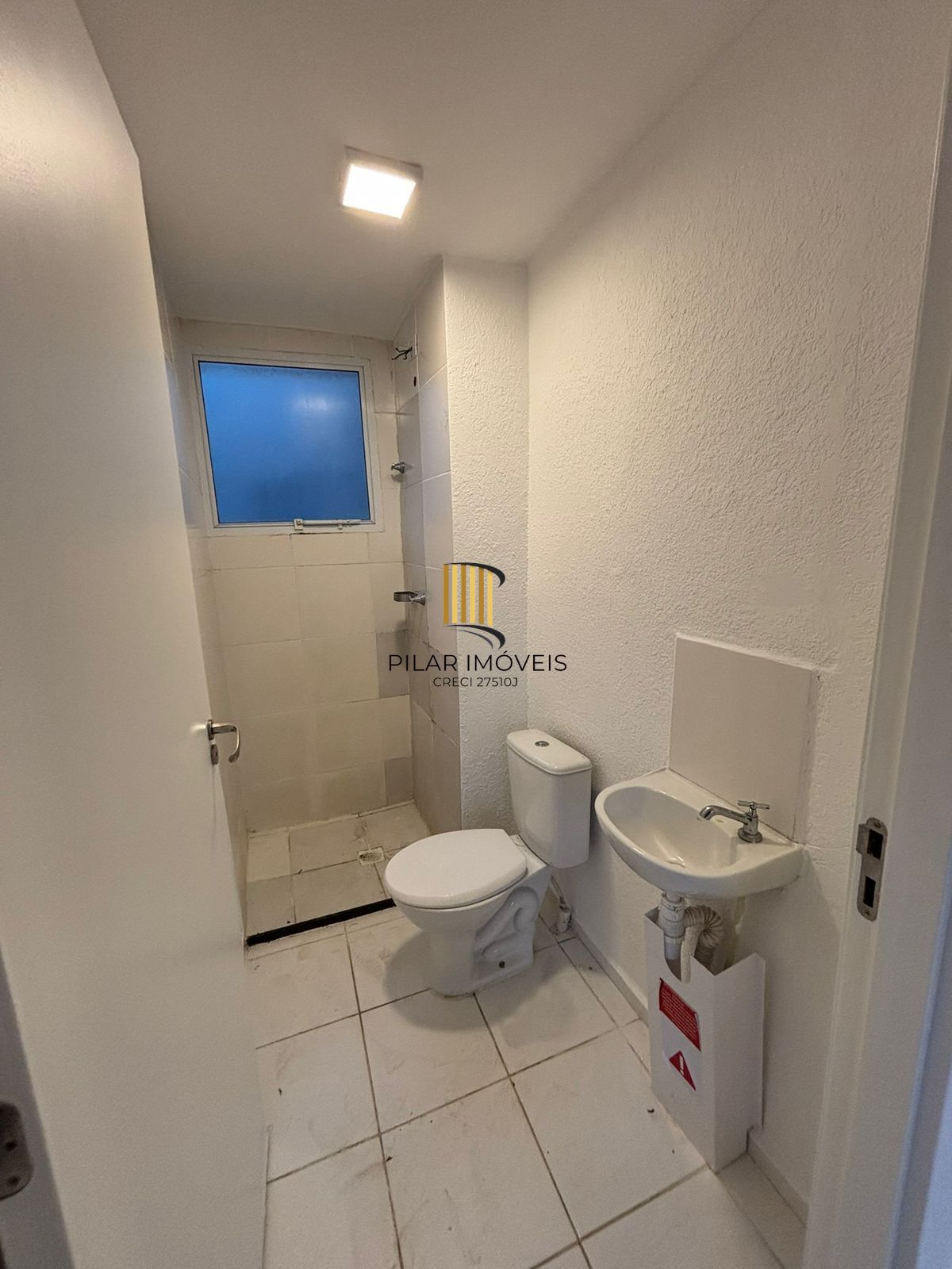 Apartamento 2 dormitórios no bairro Mário Quintana