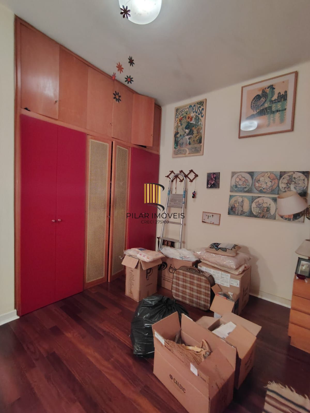 Casa no Bairro Petrópolis em Porto Alegre - Rua calma junto Av. Protásio Alves