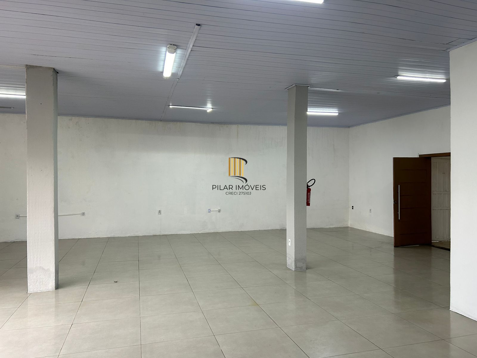 Loja com 232 m2 no bairro olaria em Canoas RS