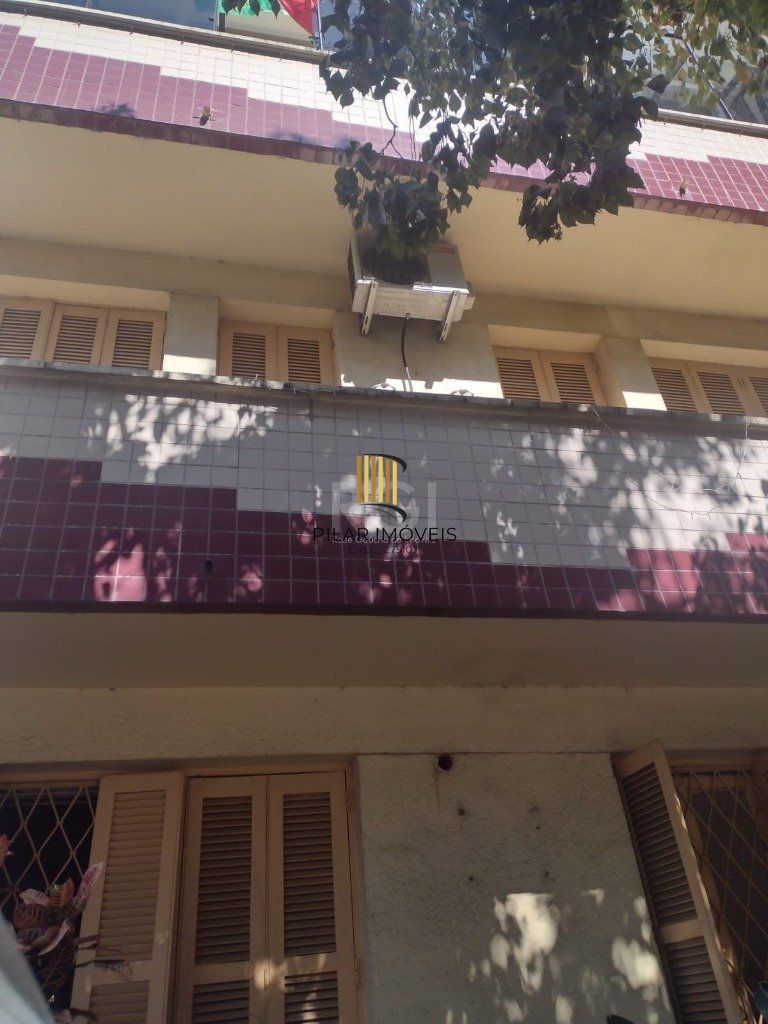 Duplex 3 dormitórios no bairro Floresta - Pilar Imóveis
