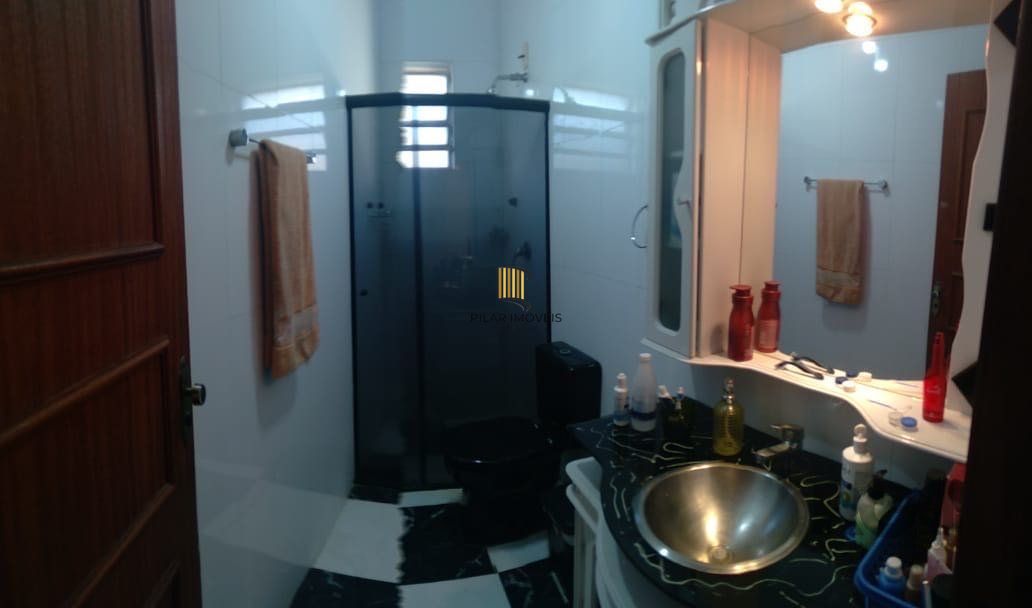 Excelente casa de 70m² com 3 dormitórios no bairro Sarandi. 