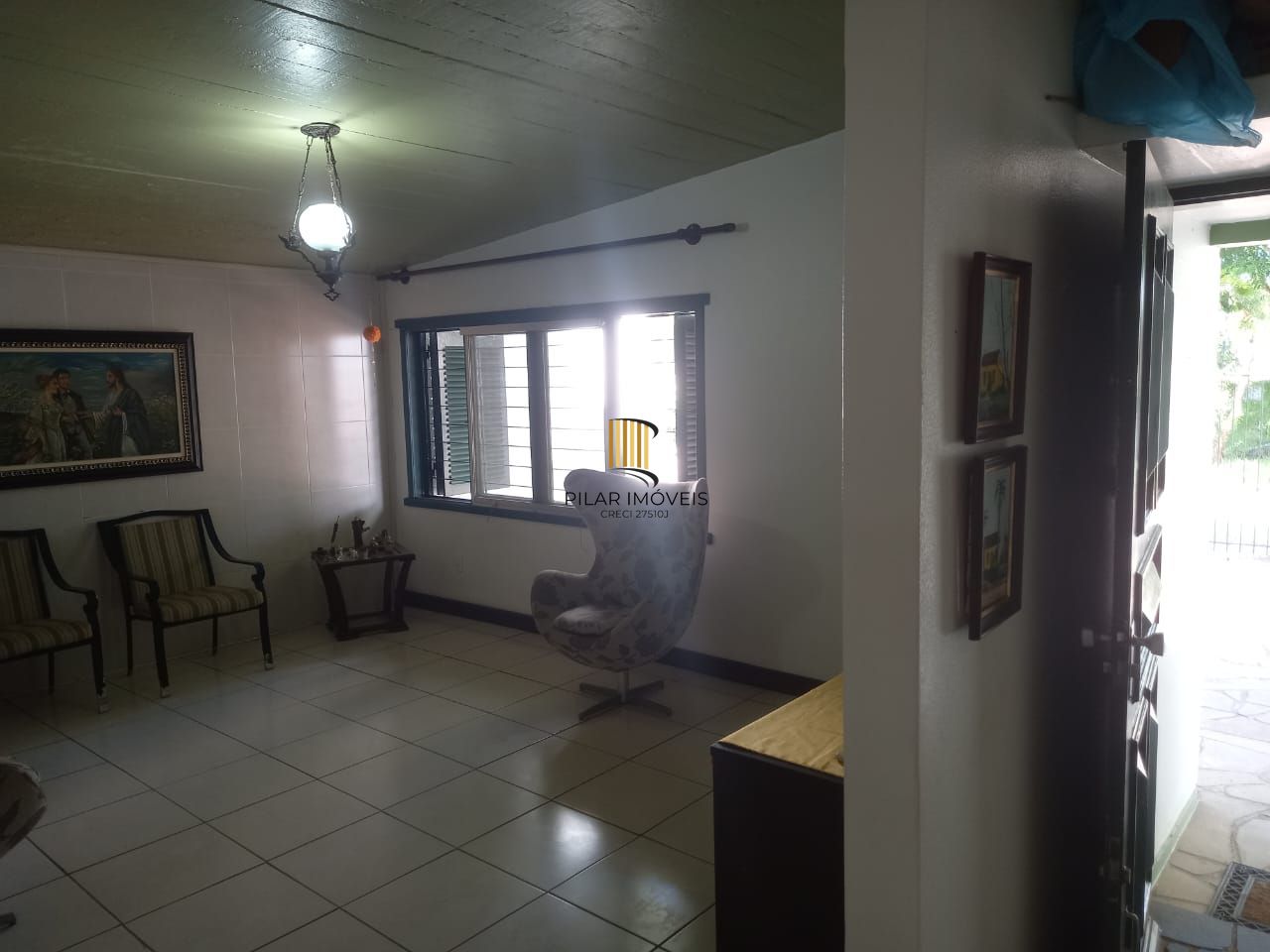 Casa à Venda no Sarandi com 3 Dormitórios, Suíte, 3 vagas Financiamento Bancário