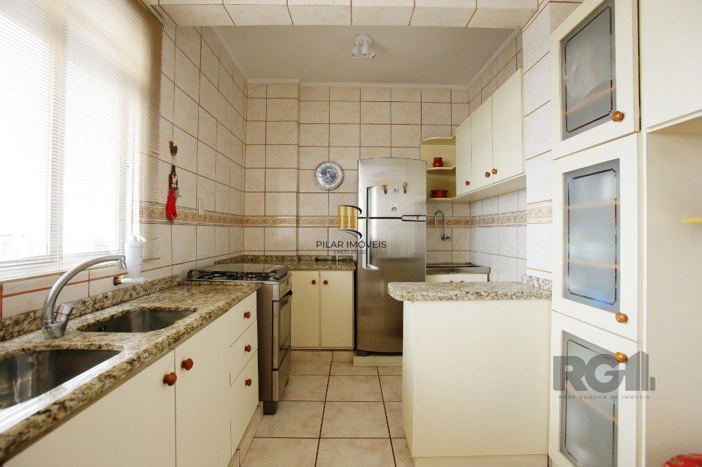 Apartamento 2 dormitórios no bairro Floresta