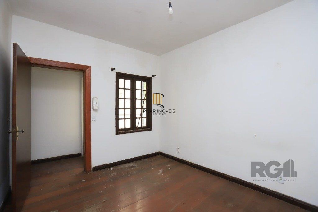 Casa 3 dormitórios no bairro Farroupilha