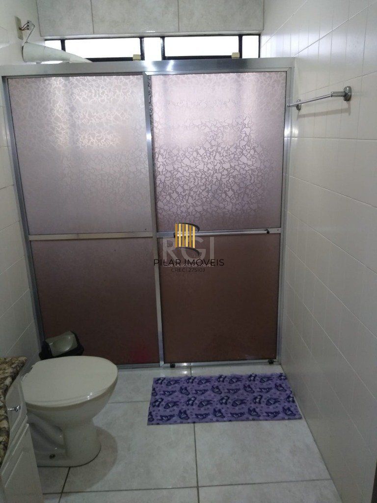 Casa para Venda - 265m², 5 dormitórios, sendo 2 suites, Floresta