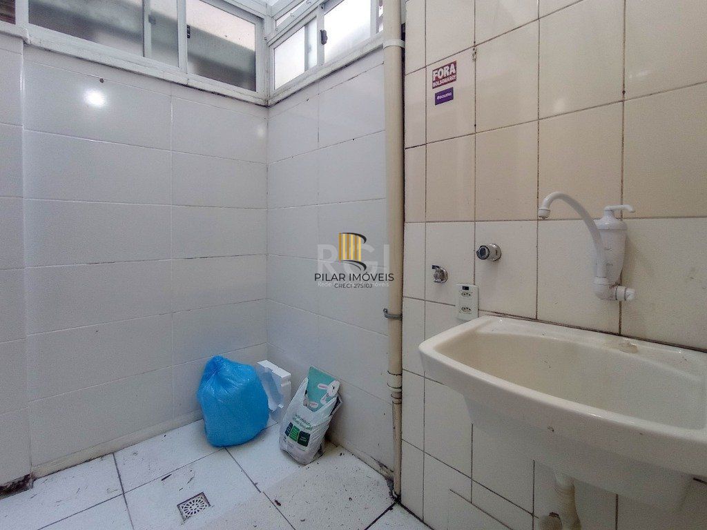 Apartamento para Venda - 41.29m², 1 dormitório, 1 vaga - Praia de Belas