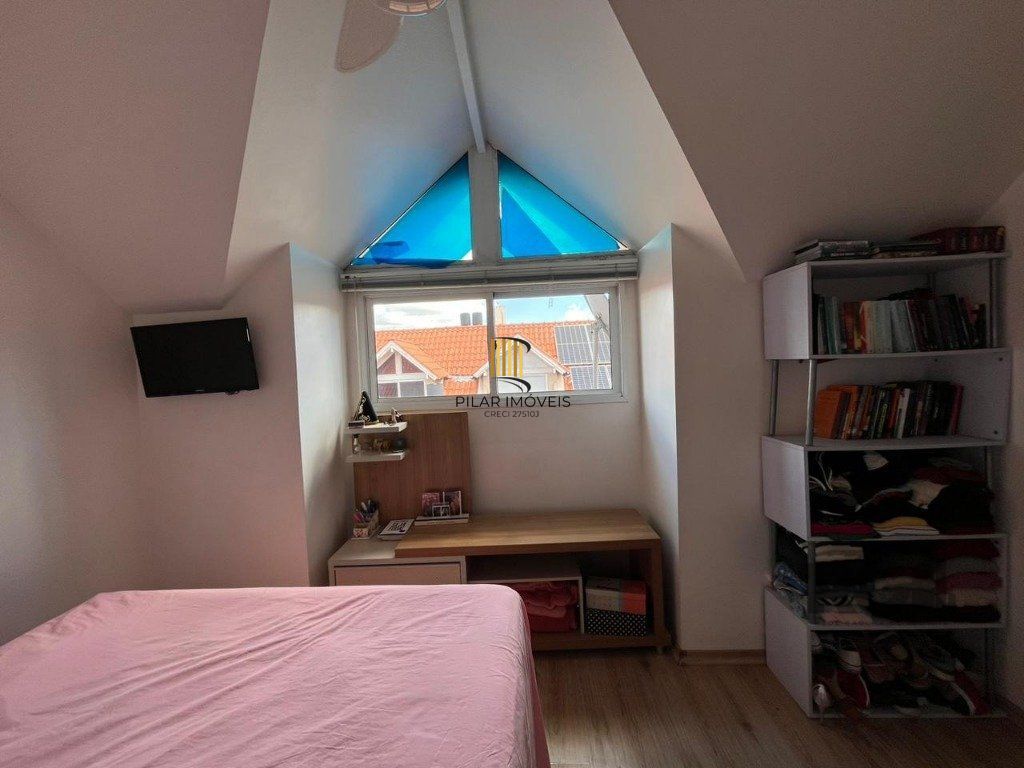 Casa de Condomínio 3 dormitórios no bairro Sarandi