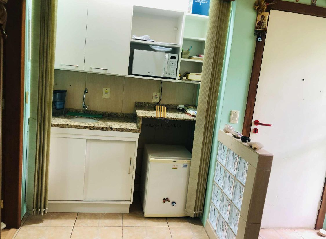 VENDE SALA COMERCIAL NO BAIRRO FLORESTA PORTO ALEGRE RS