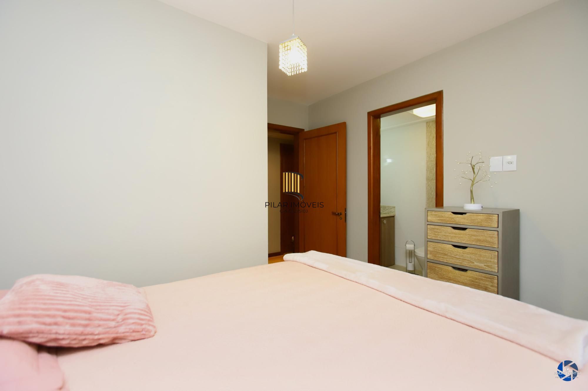 Apartamento 2 dormitórios no bairro Mont Serrat
