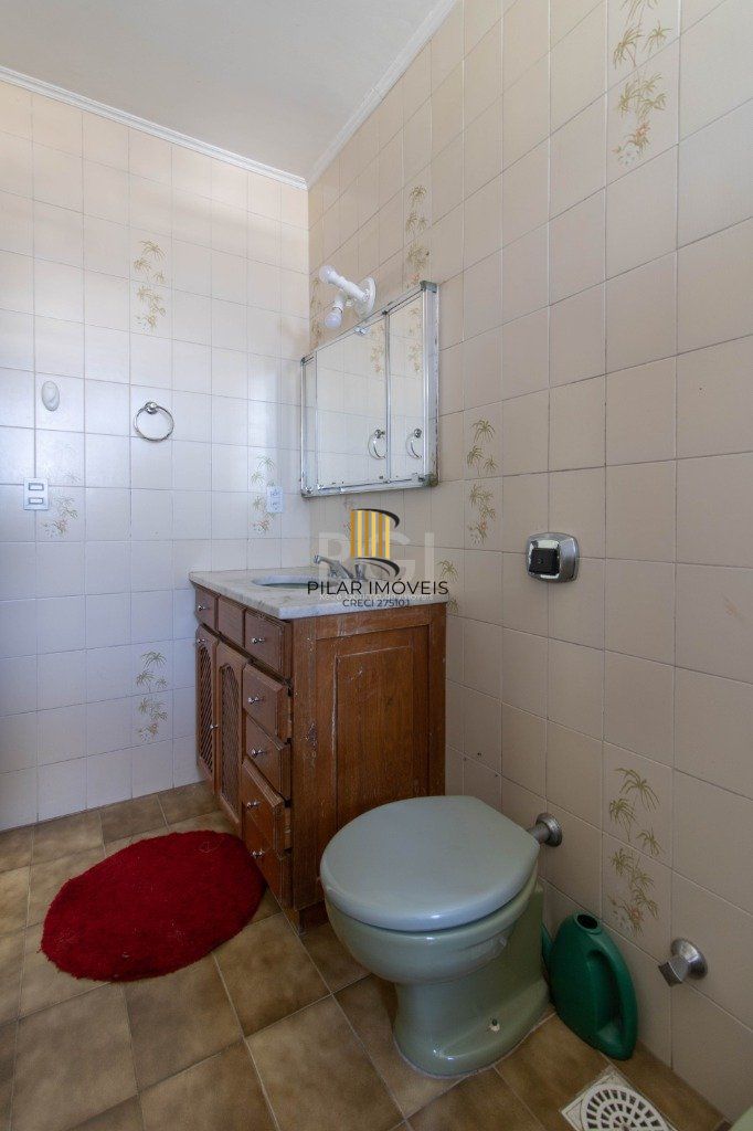 Sobrado para Venda - 139.18m², 3 dormitórios, sendo 1 suites, 4 vagas - Cristo Redentor