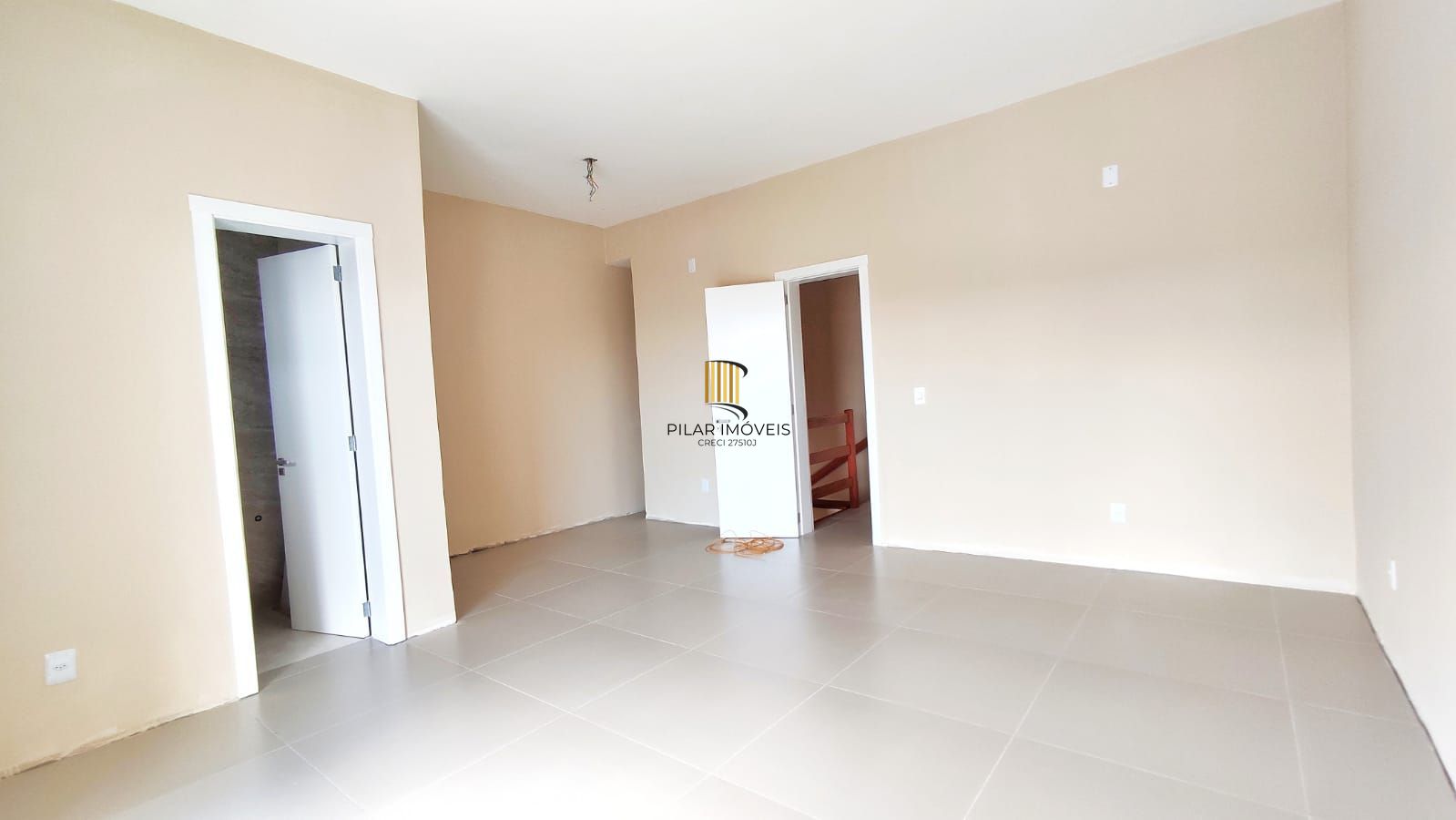 Sobrado 3 dormitórios suíte à venda no Vila Ipiranga – Porto Alegre – R$ 720.000