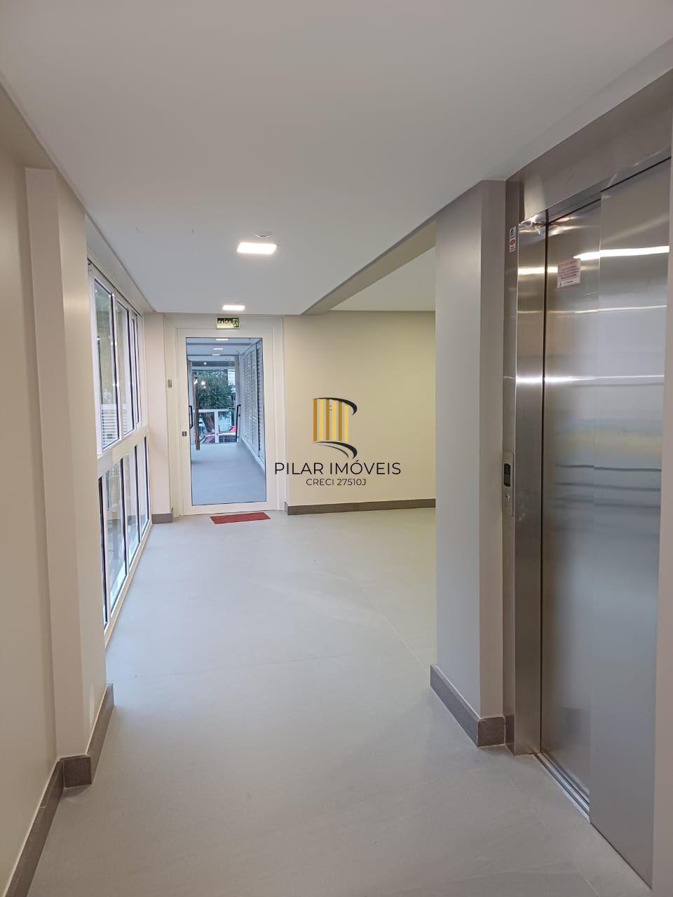 Apartamento 2 dormitórios no bairro Menino Deus
