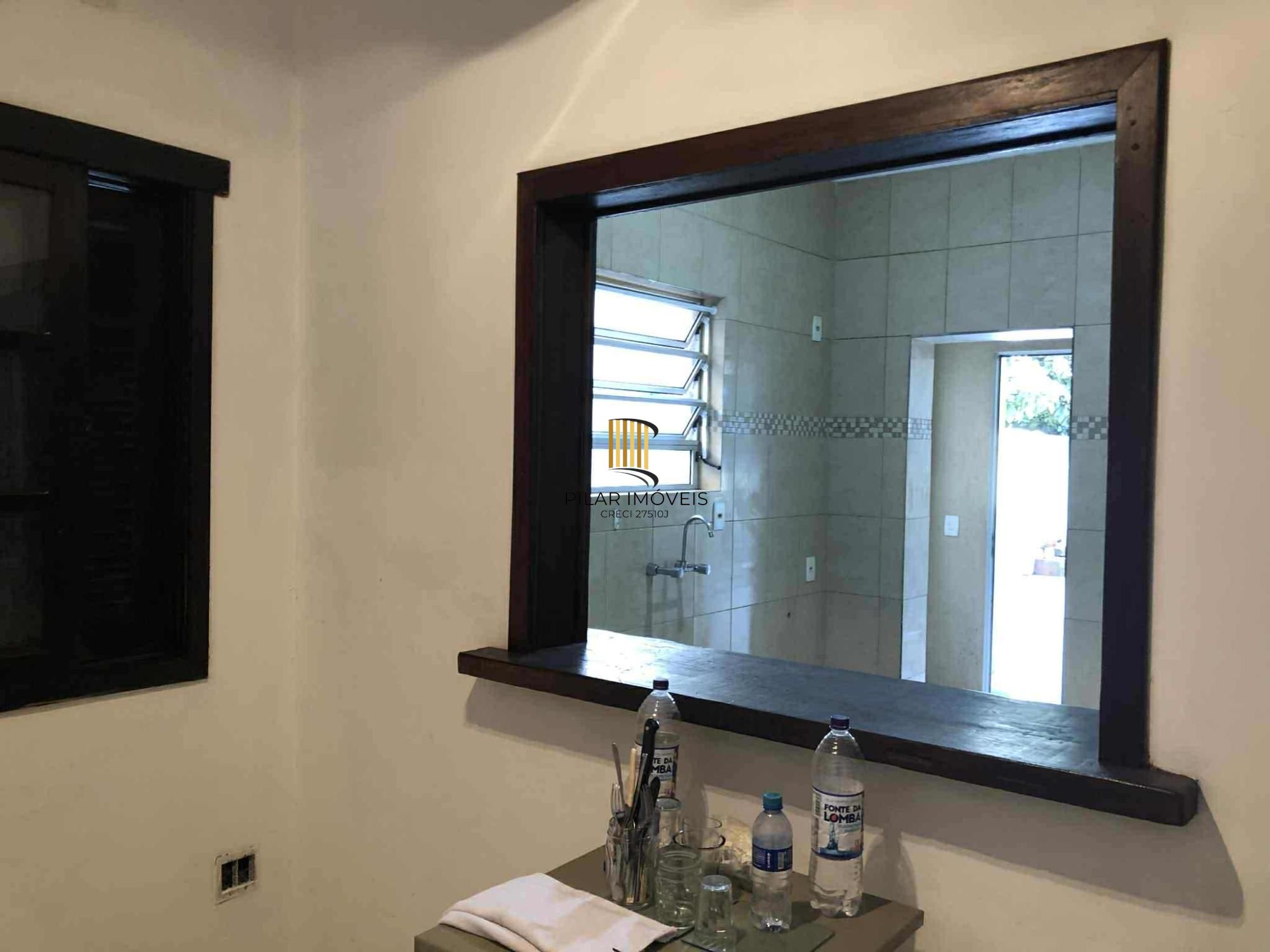 Apartamento de 3 Dormitórios, 111m² Bairro Floresta em Porto Alegre, RS