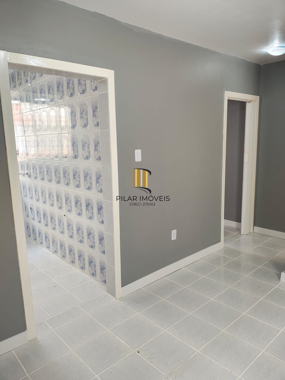 Apartamento de 01 quarto com estacionamento rotativo.