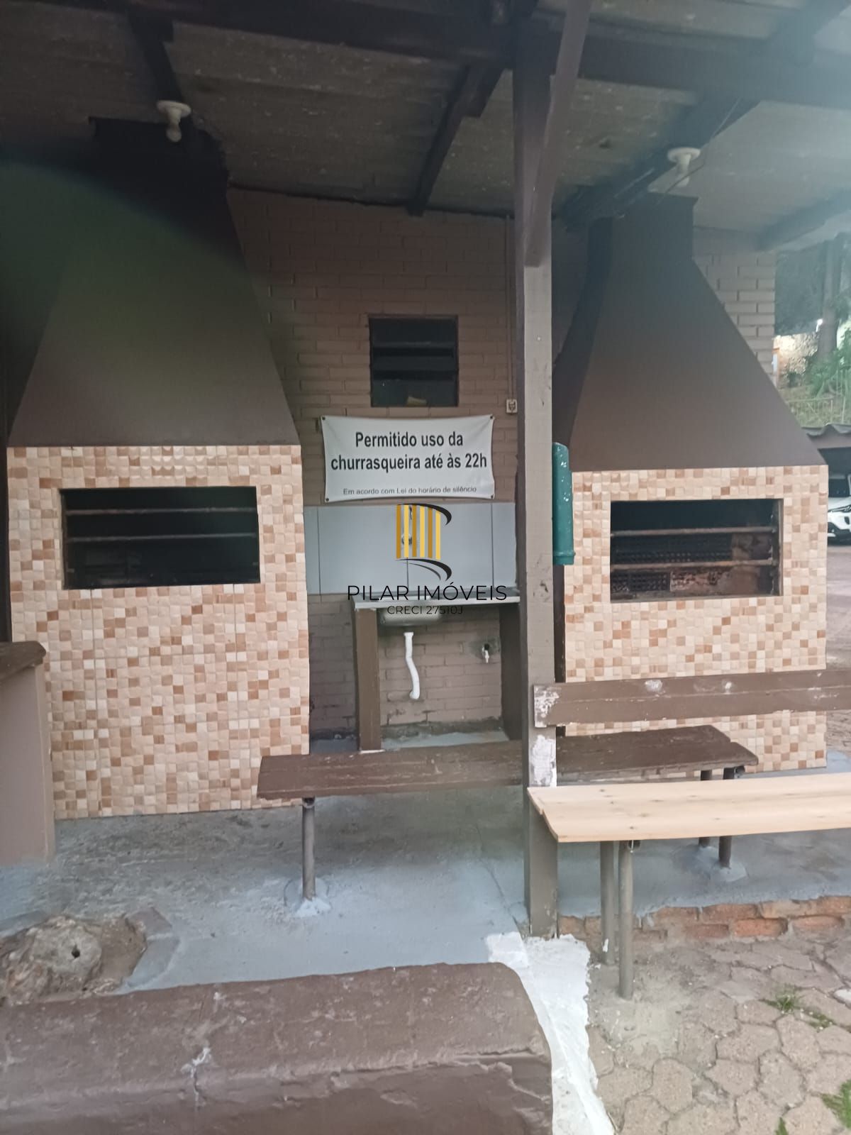 Apartamento 2 dormitórios no bairro Jardim Sabará