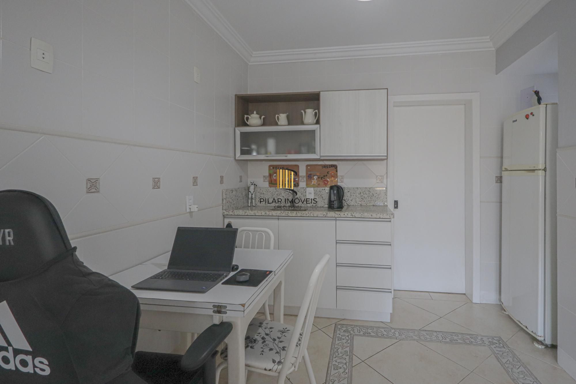 Residência de luxo ! Impecável.. 04 dormitórios , piscina / estuda dação