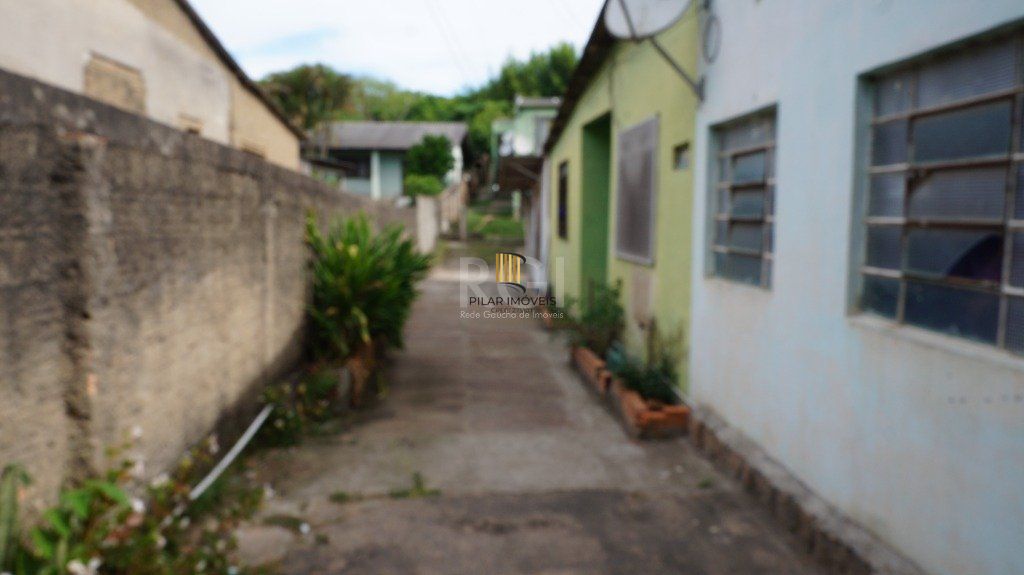 Casa para Venda - TERRENO 686 m2 - Lomba do Pinheiro
