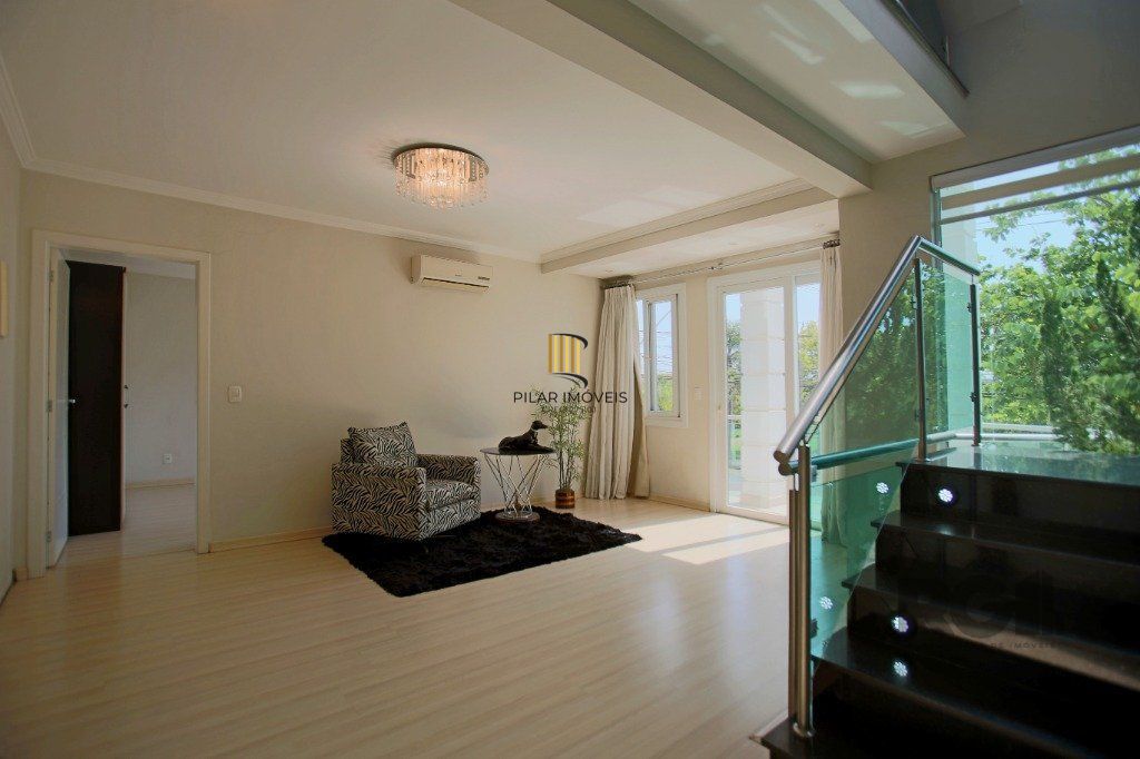 Casa 3 dormitórios no bairro Sarandi