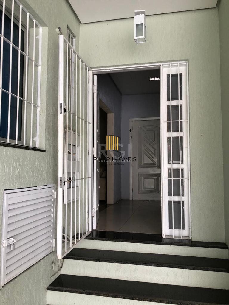 Casa para Venda - 259m², 4 dormitórios, sendo 1 suites, 4 vagas - Coronel Aparício Borges