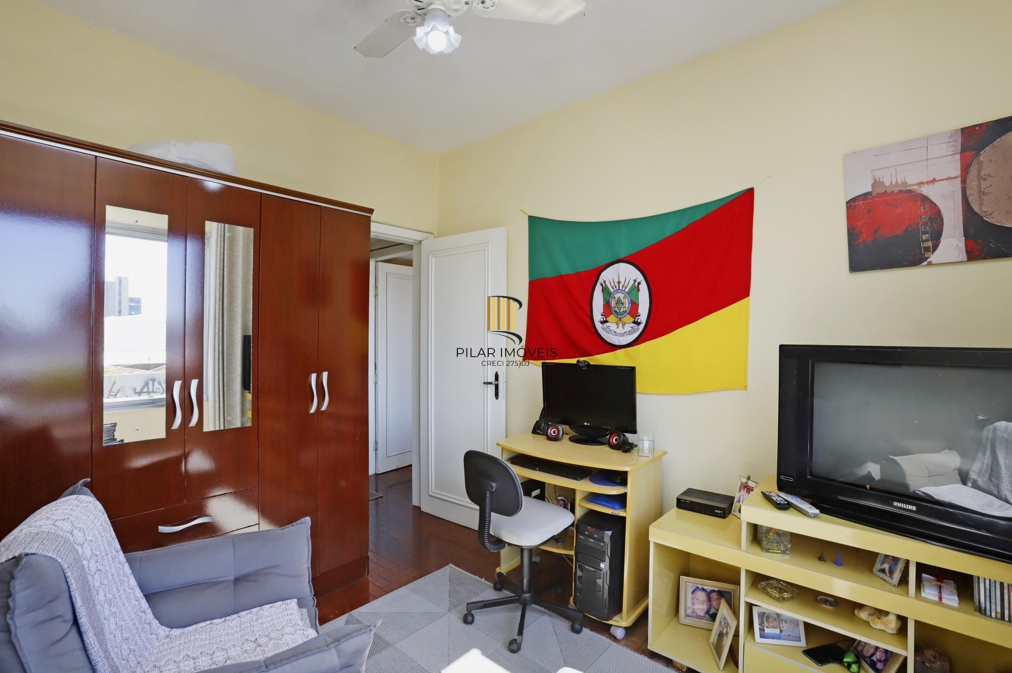 Apartamento 2 Dormitório(s) Bairro Floresta