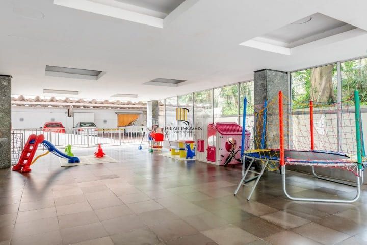 Apartamento 03 dormitórios no Bairro Moinhos de Vento