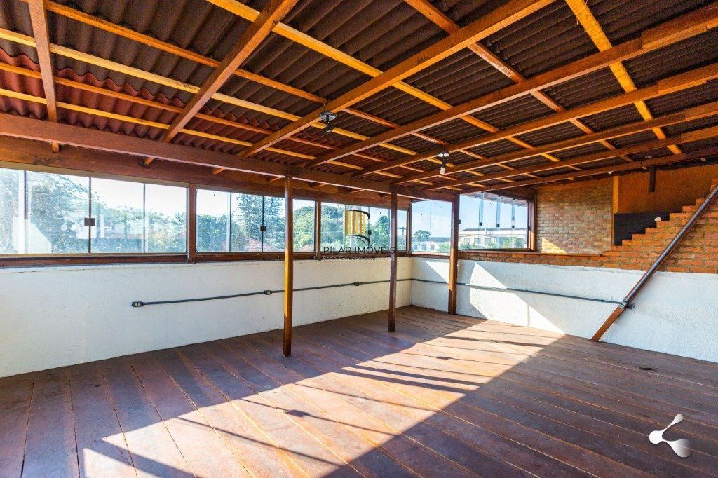 Casa para Venda - 500m², 3 dormitórios, sendo 3 suites, 4 vagas - Vila Ipiranga