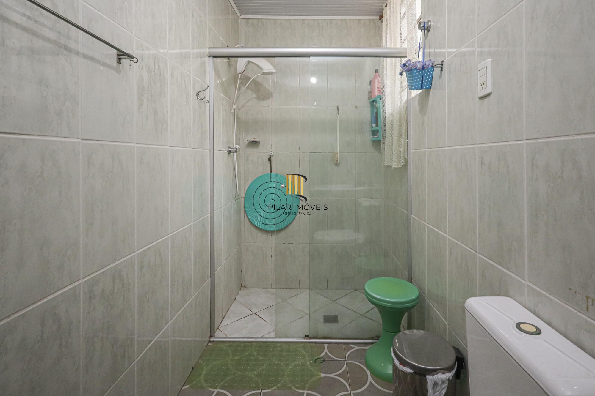 Apartamento 03 dormitórios de frente na Cristóvão Colombo em Porto Alegre