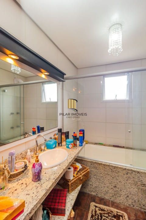 Casa de Condomínio 3 dormitórios no bairro Mário Quintana