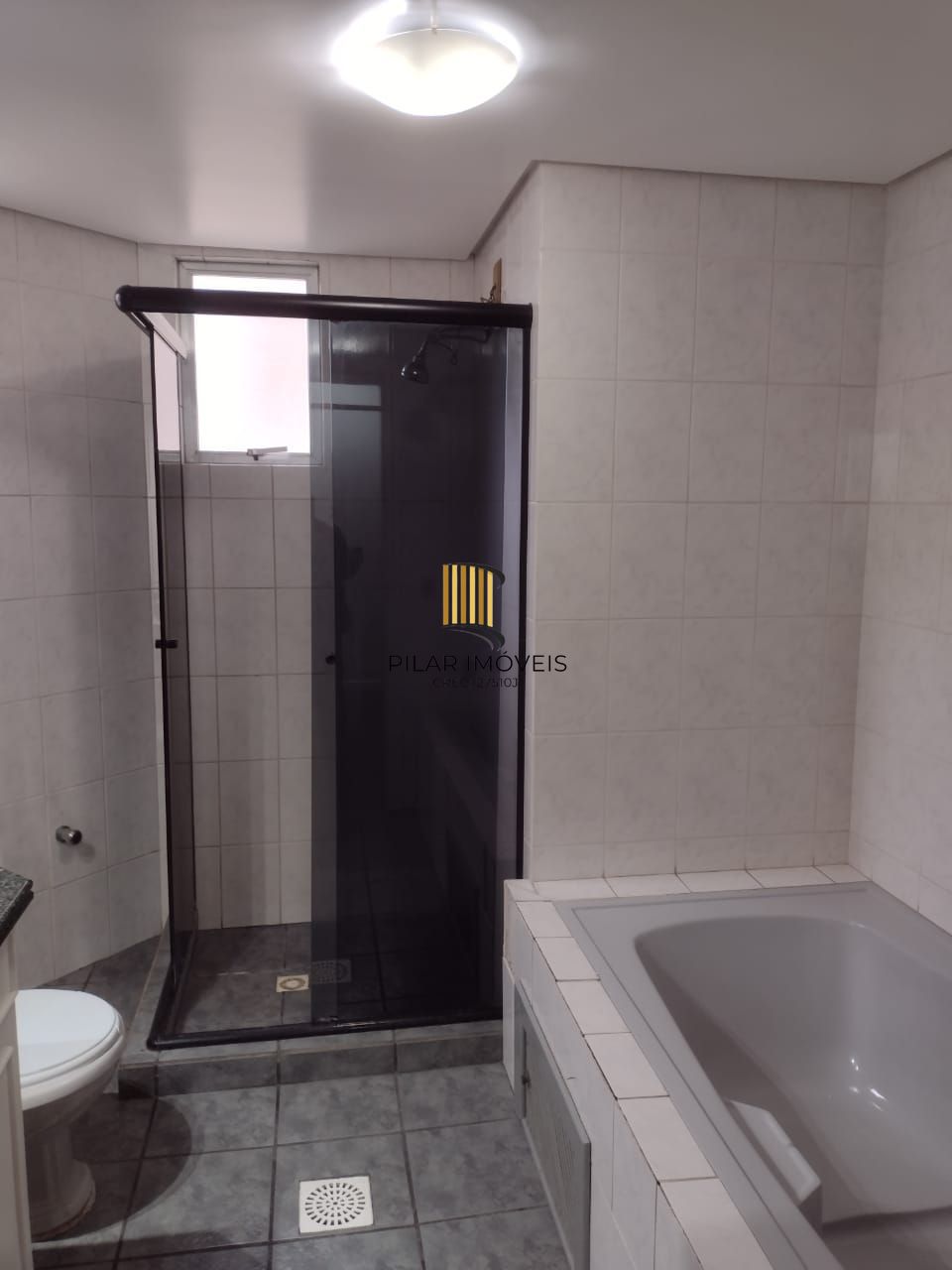 Apartamento 3 dormitórios no bairro Centro
