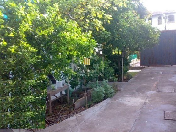 Casa para Venda - 162m², 3 dormitórios, sendo 1 suites, 3 vagas - Agronomia