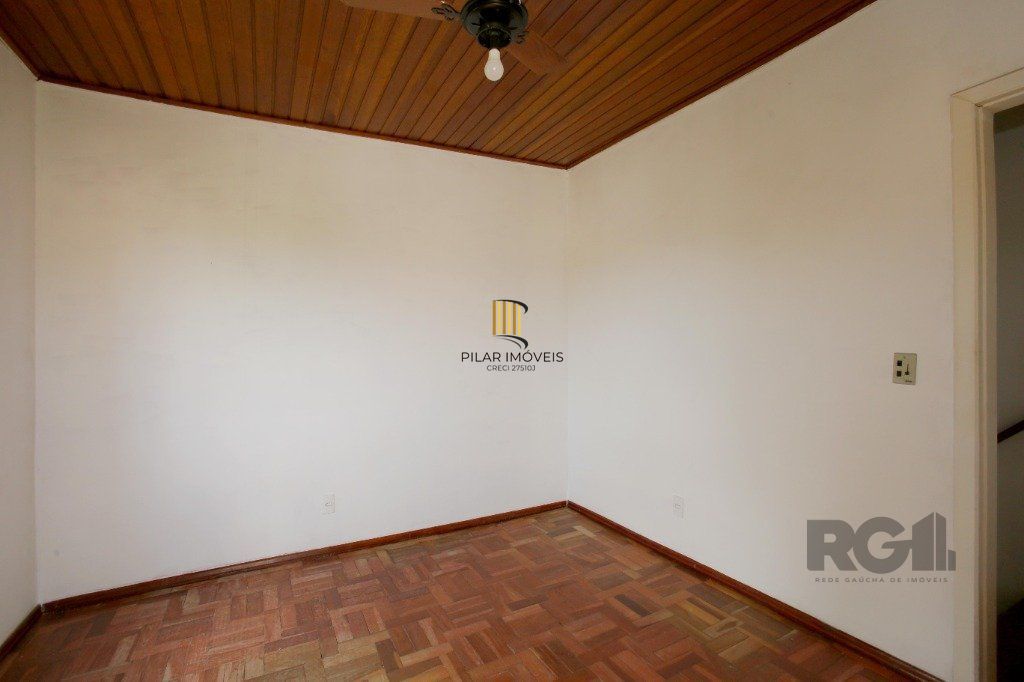 Casa 4 Dormitório(s) Bairro Sarandi