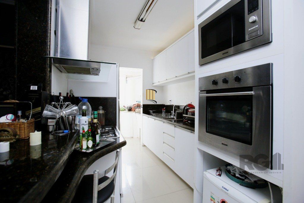 Apartamento 3 dormitórios no bairro Moinhos de Vento
