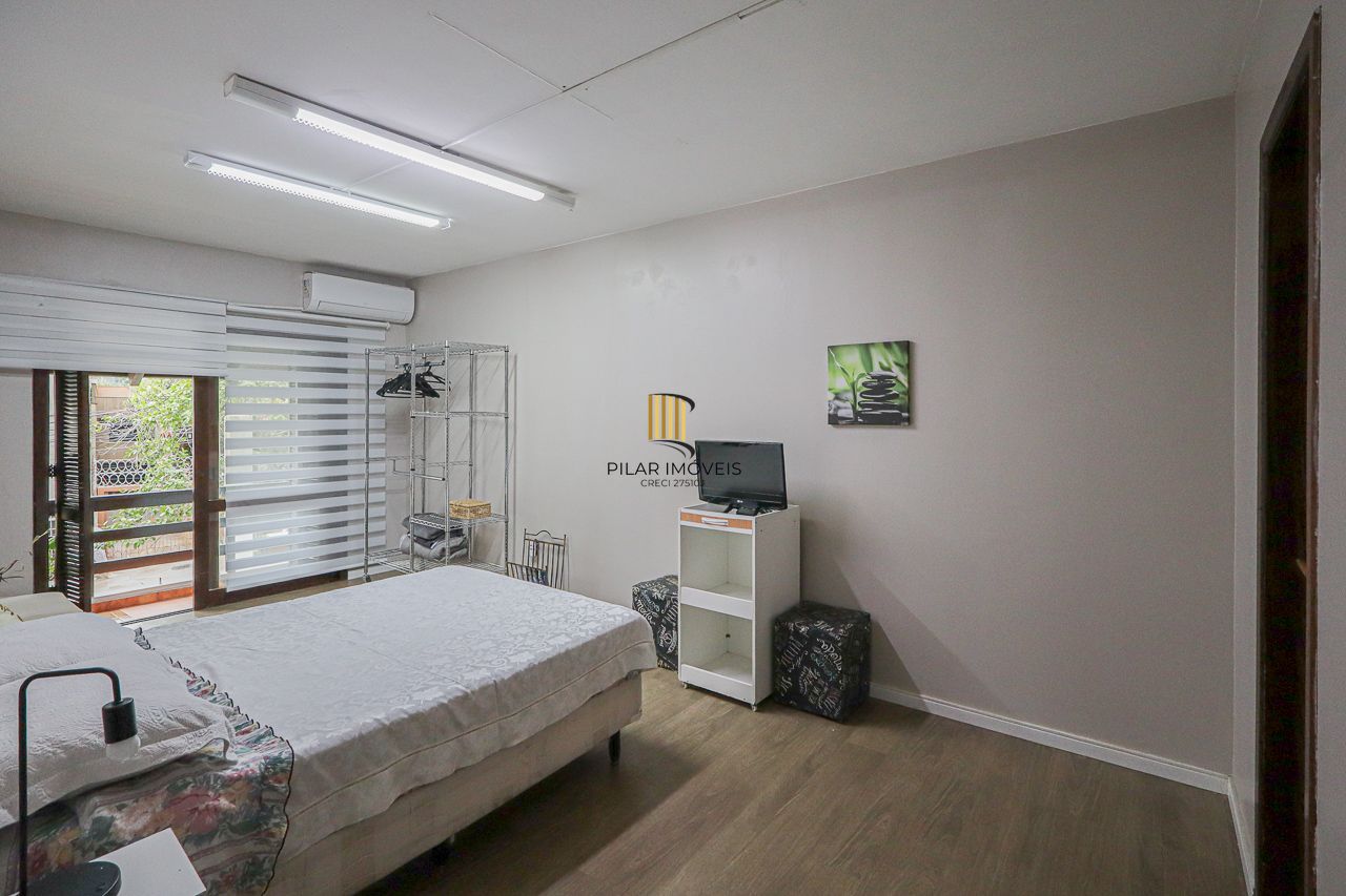 Casa, 3 dormitórios, 2 Suítes,  293,20m², Bairro Bela Vista, Porto Alegre