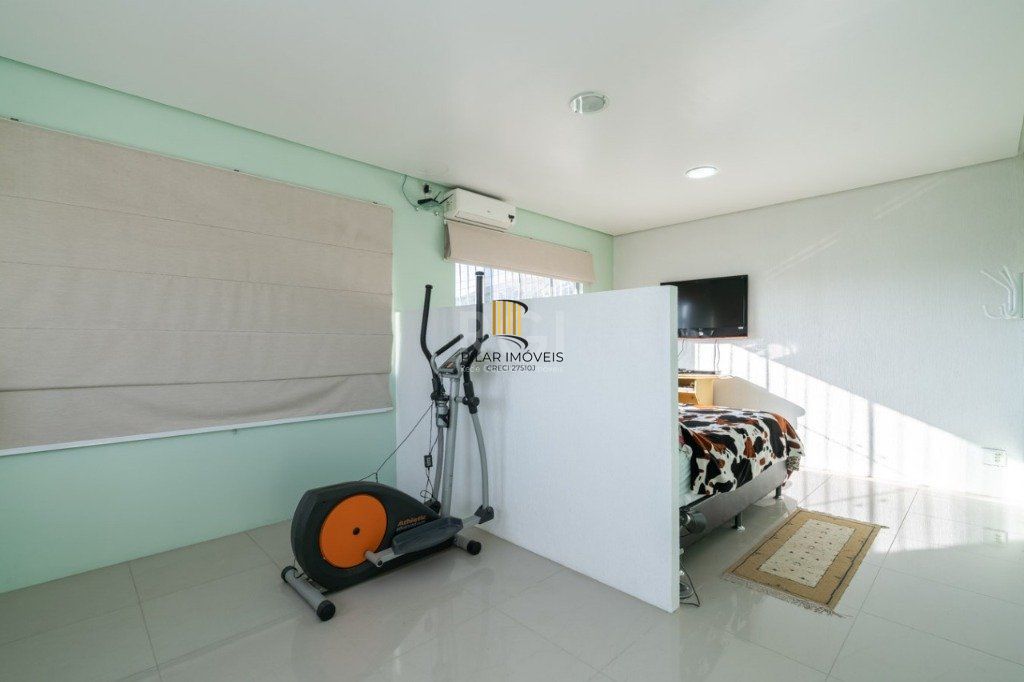 Casa para Venda - 259m², 4 dormitórios, sendo 1 suites, 4 vagas - Coronel Aparício Borges