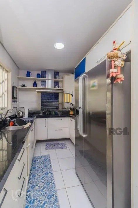Casa 4 dormitórios no bairro Cristal