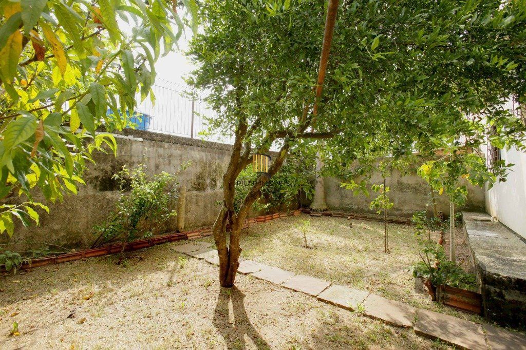 Casa 4 Dormitório(s) Bairro Sarandi