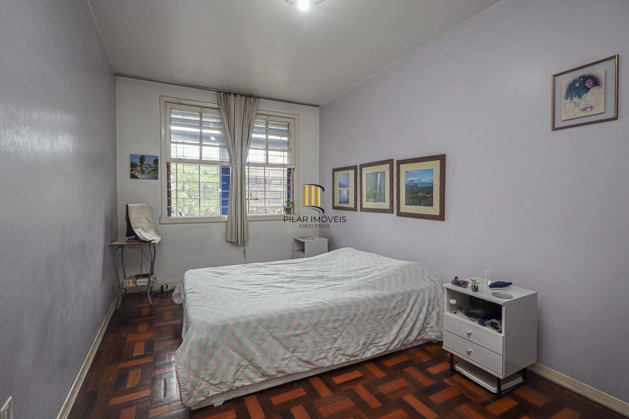 Apartamento 03 dormitórios de frente na Cristóvão Colombo em Porto Alegre