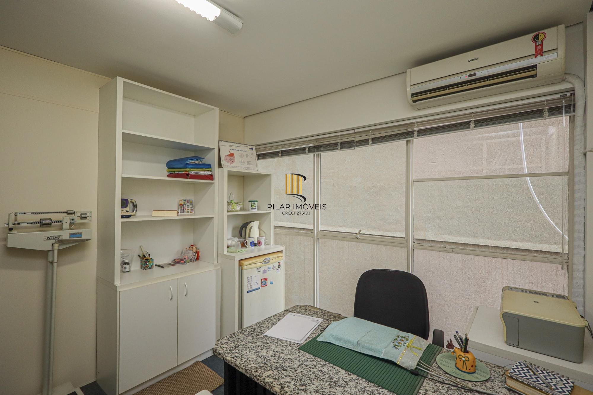 Sala comercial - com portaria / recepção e elevador semimobiliado