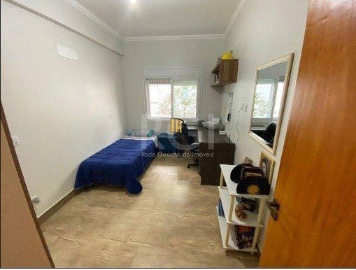 Casa 4 Dormitório(s) Bairro Ipãª Amarelo