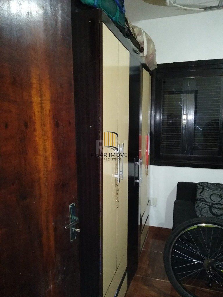 Casa para Venda - 265m², 5 dormitórios, sendo 2 suites, Floresta