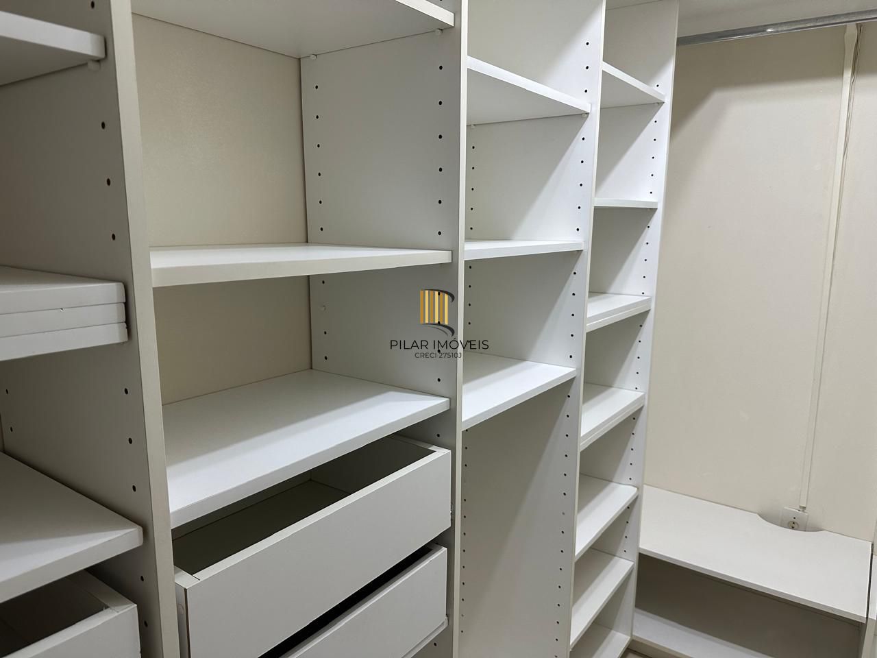 Apartamento de 02 dormitórios, Bairro Auxiliadora