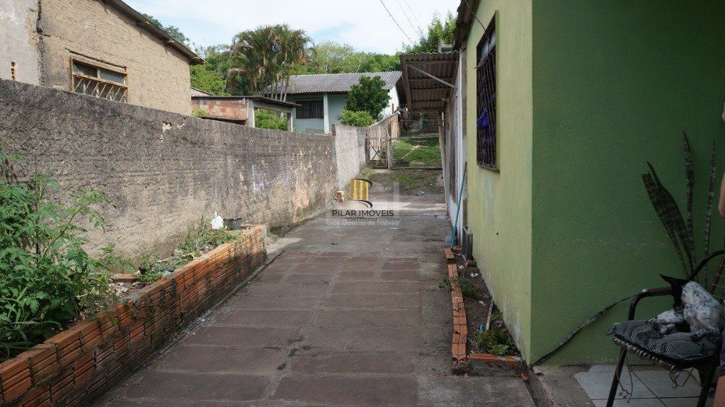 Casa para Venda - TERRENO 686 m2 - Lomba do Pinheiro