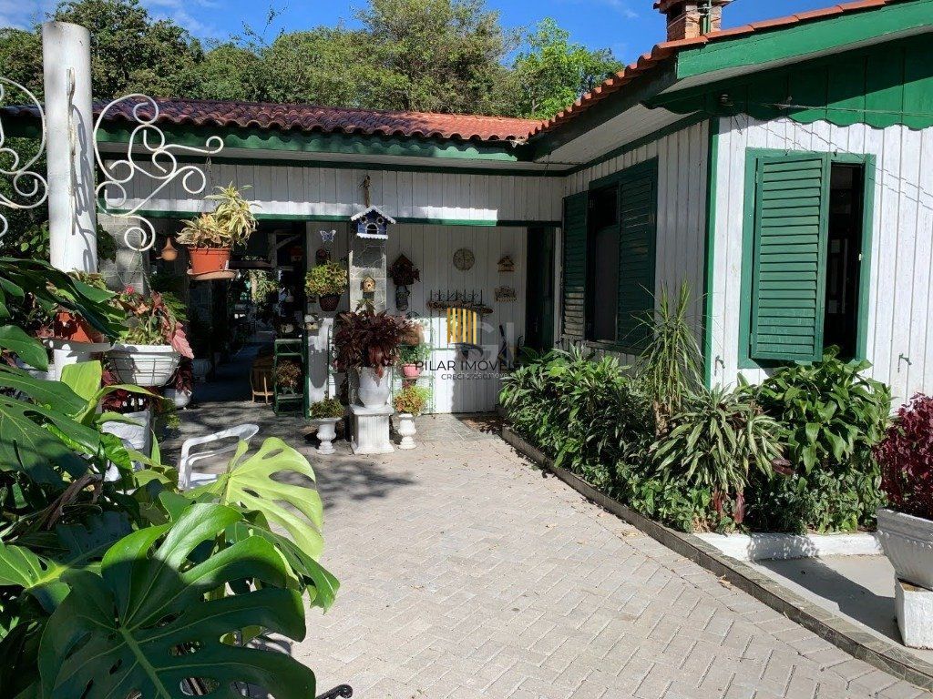Sítio para Venda - 2000m², 3 dormitórios, 2 vagas - Ponta Grossa