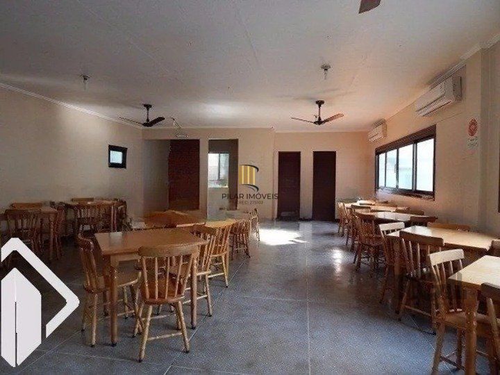 Apartamento 2 Dormitório(s) Bairro Azenha