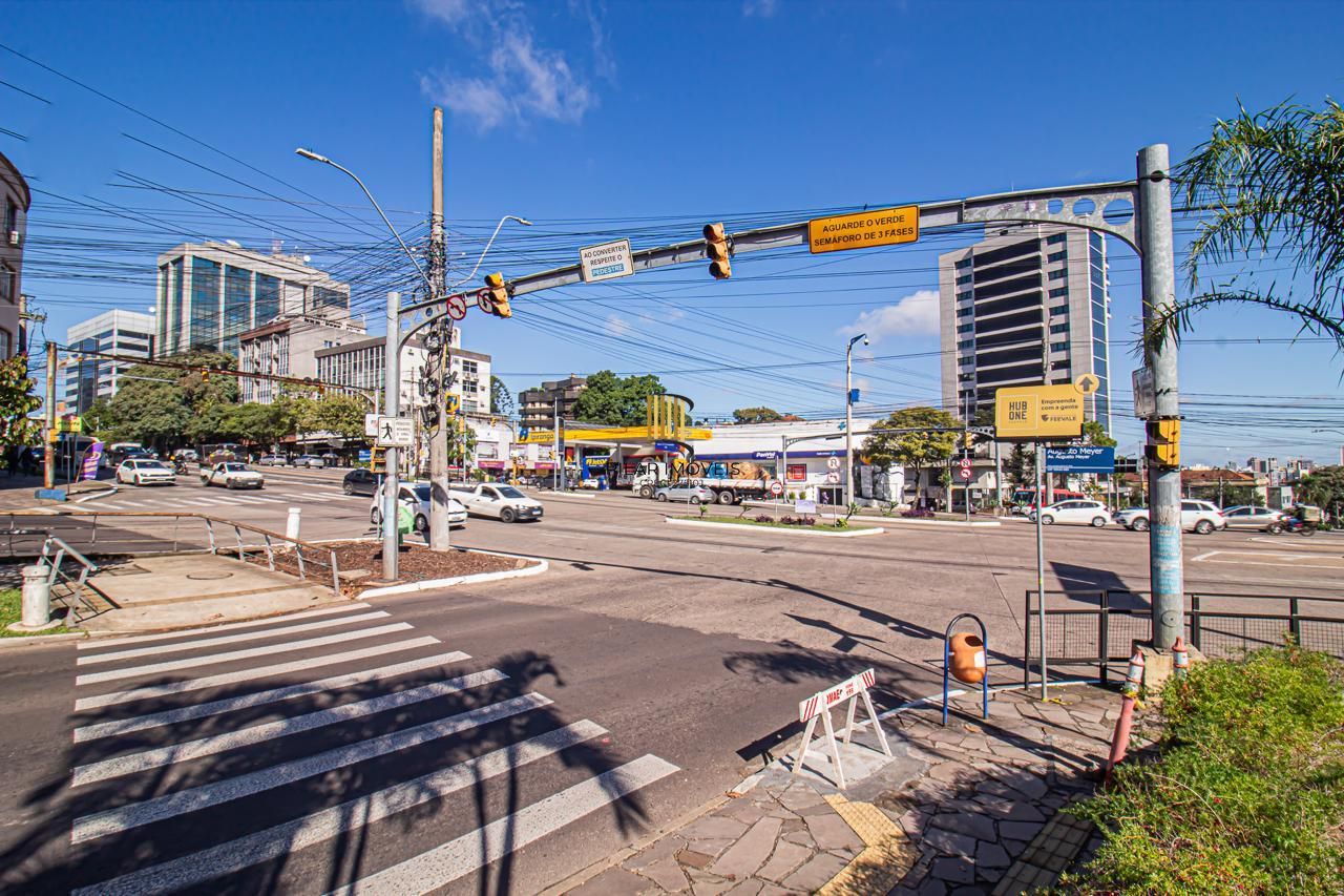 Apartamento à Venda 3 dorm. Vaga de garagem em ótima localização, Boa Vista POA