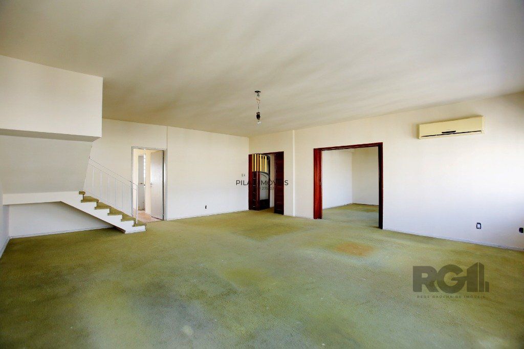 Vendo excelente cobertura com vista cinematografia, no Bairro Floresta.